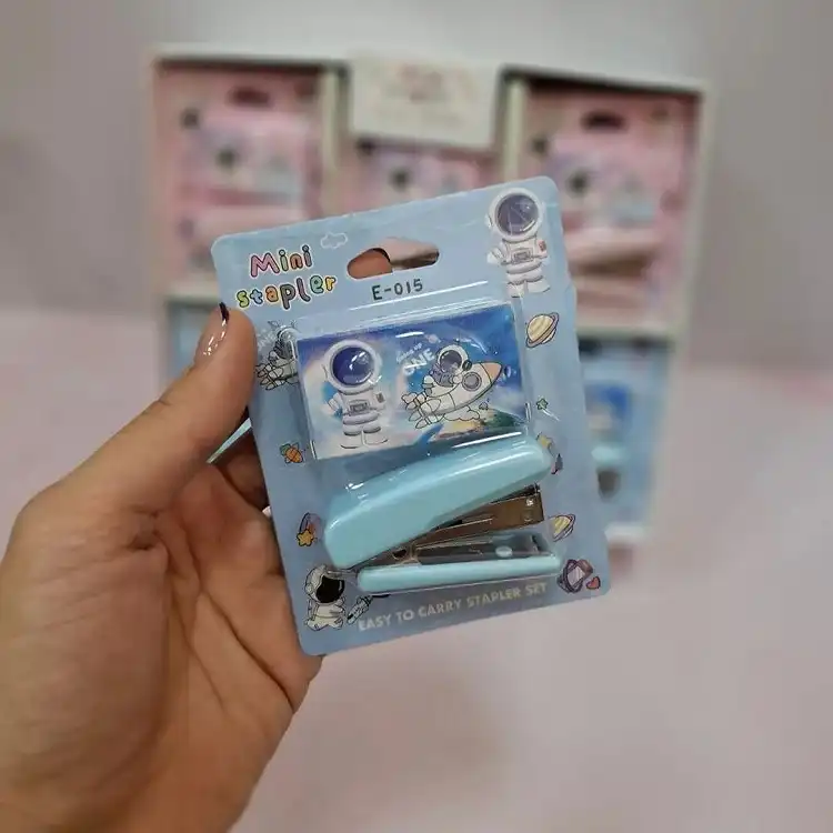 منگنه فضانورد منگنه فضانورد